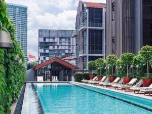Budget Hotels in Singapore - M Social Singapore pool 2