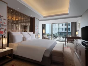 Hotel Tentrem Yogyakarta - room