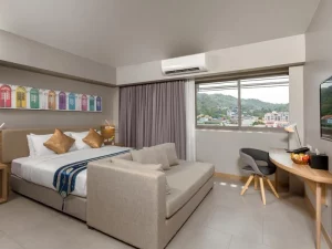 Oakwood Hotel Journeyhub Phuket - Room