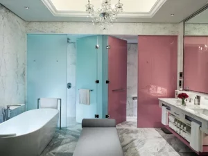 Crockfords Hotel - Bathroom