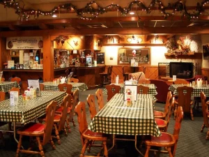 Bavarian Inn Lodge - dining
