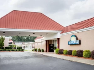 Days Inn by Wyndham Goldsboro - Best hotels in goldsboro NC