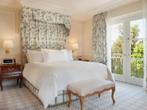 Peninsula Beverly Hills - bedroom