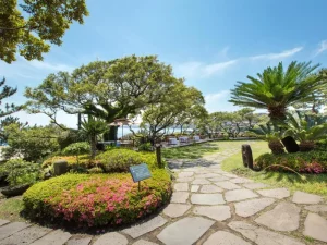 The Seaes Hotel & Resort - garden