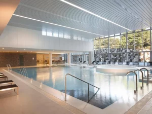 WE Hotel Jeju - indoor swimming pool