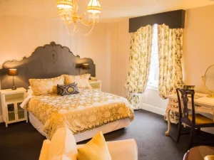 Aylestone Court - Bedroom