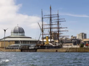 Discovery Point and RRS Discovery - Best Hotels in Dundee