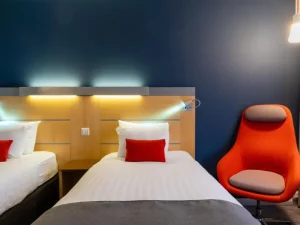 Holiday Inn Express Dundee, an IHG Hotel - Bedroom 2