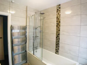 Ilfracombe House - Bathroom