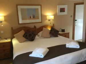 The Golf Hotel - Bedroom 2