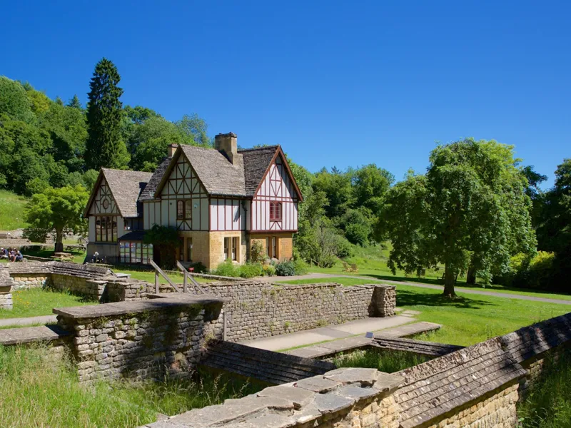 Things to do - Chedworth Roman Villa
