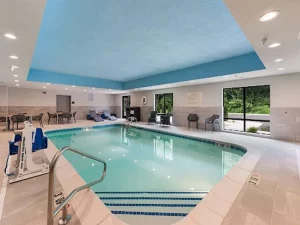 Hampton Inn - Pool