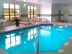 Hampton Inn _ Suites Farmington - pool