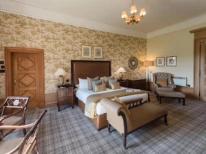 Meldrum House Country Hotel - Bedroom 1