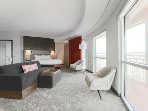 SpringHill Suites by Marriott Auburn - bedroom 2