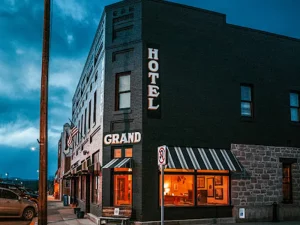 The Grand Hotel _ Restaurant - exterior